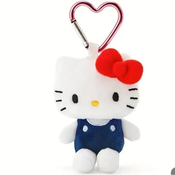 Hello Kitty Plush Keychain - Picture 2 of 4